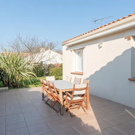 La Retzienne - Parking - Jardin * Prigny