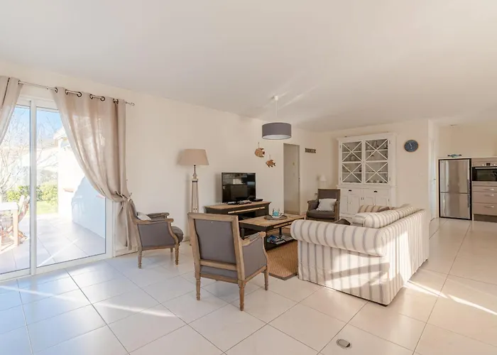 La Retzienne - Parking - Jardin 別荘 Prigny