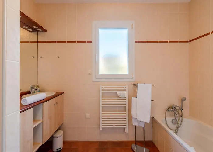 La Retzienne - Parking - Jardin 別荘 *